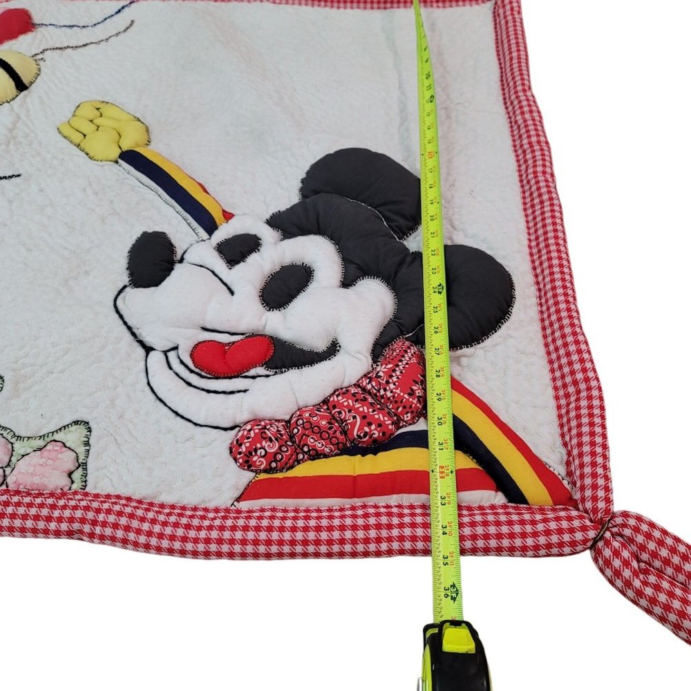 Disney hand made quilted mickey mouse wall tapestry fabric art vintage balloons - Picture 6 of 12